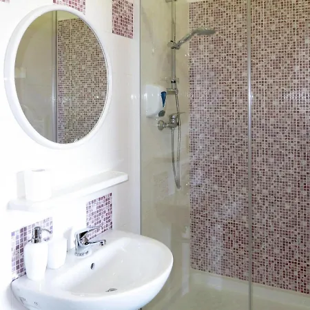 Holiday home Locazione Turistica Albatros - Cad150 *